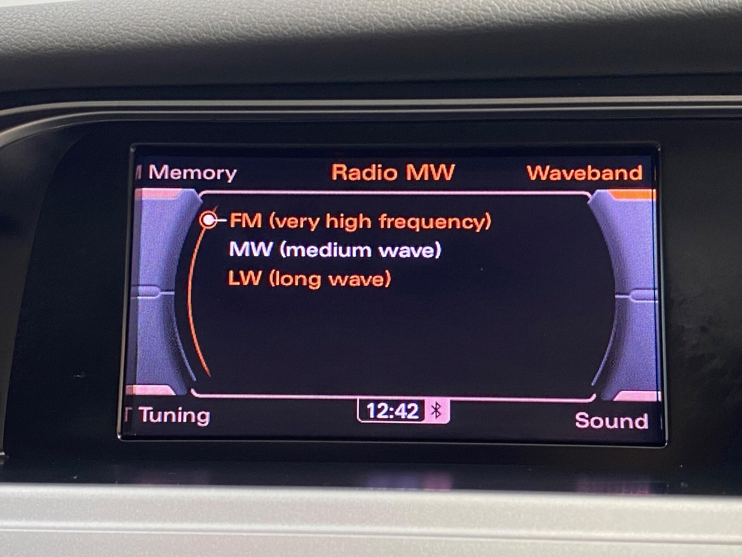 Used Audi A4 2010 for sale - 77358479: Photo 28