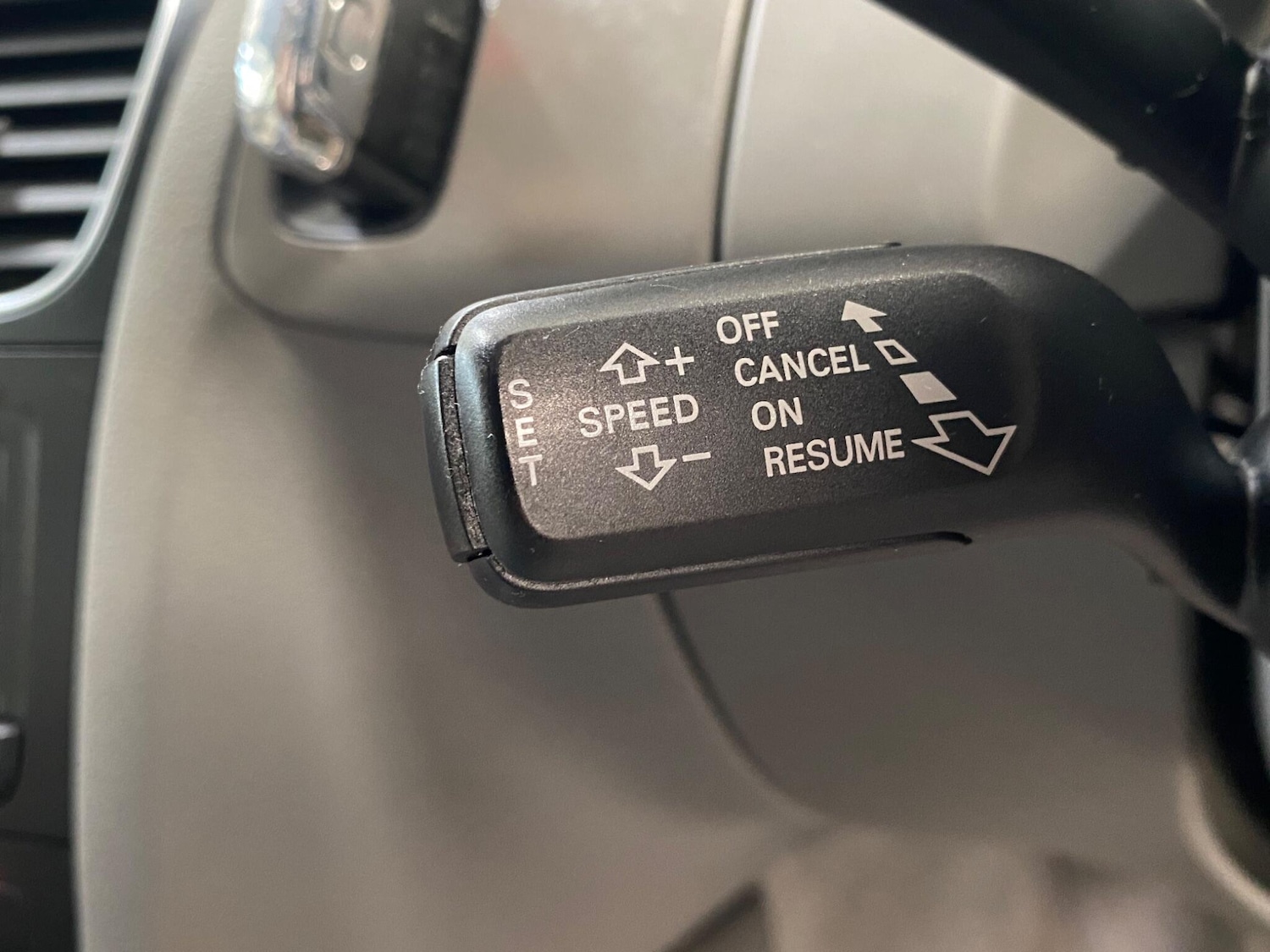 Used Audi A4 2010 for sale - 77358479: Photo 35