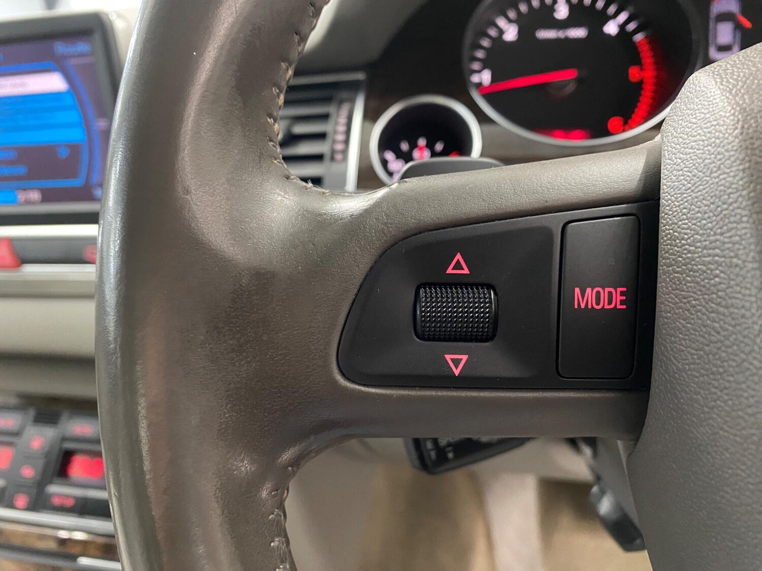 Used Audi A8 2006 for sale - 78190344: Photo 33