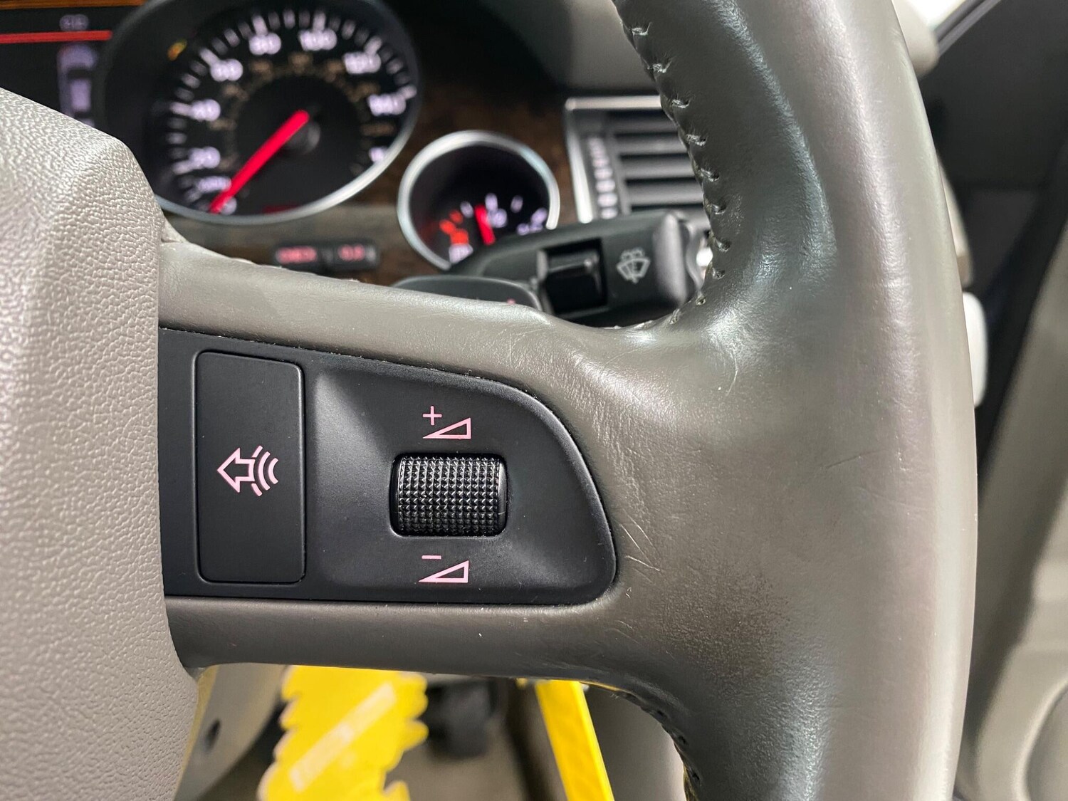 Used Audi A8 2006 for sale - 78190344: Photo 34