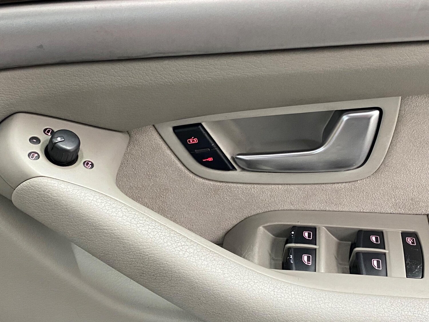 Used Audi A8 2006 for sale - 78190344: Photo 40