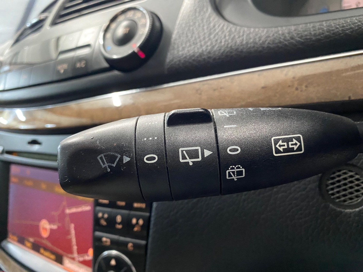 Used Mercedes-Benz E Class 2008 for sale - 77335890: Photo 29