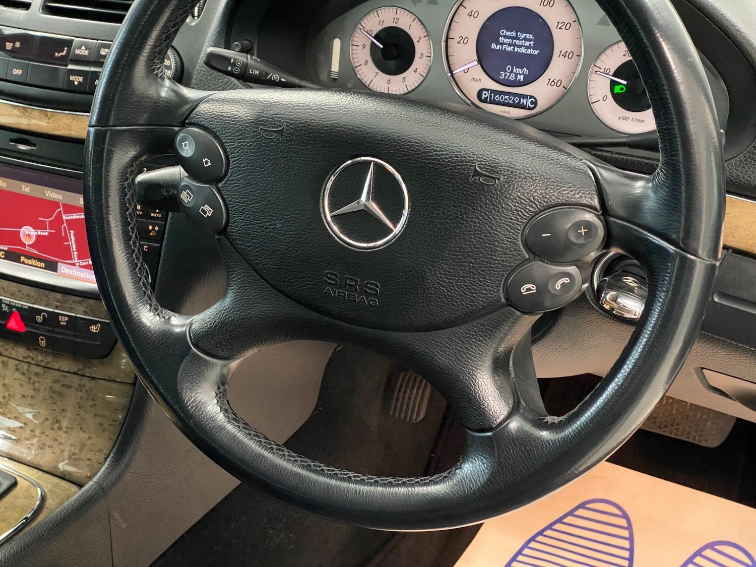 Used Mercedes-Benz E Class 2008 for sale - 77335890: Photo 4