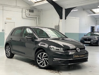 Used Volkswagen Golf 2019 for sale - 78502264: Photo
