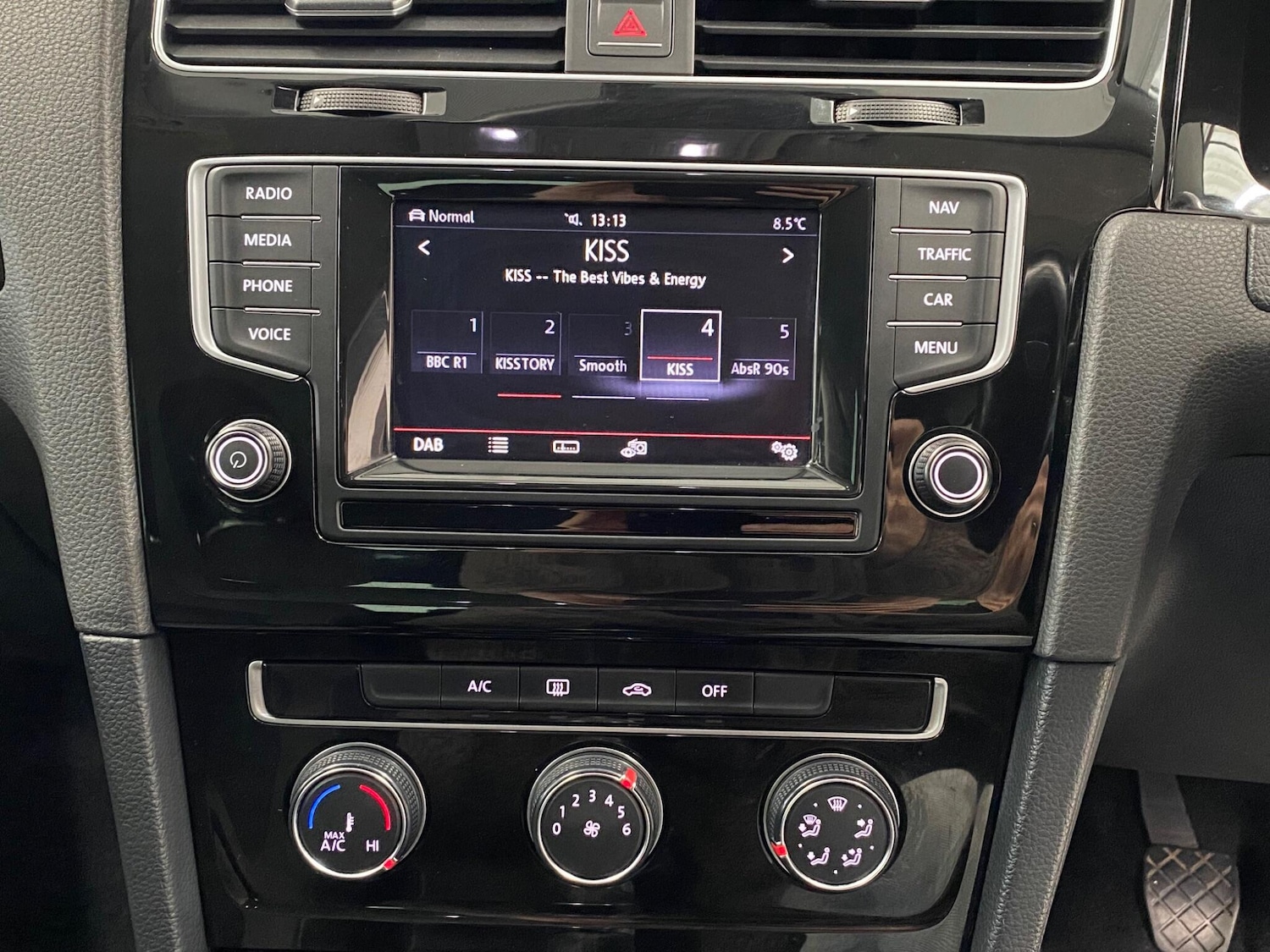 Used Volkswagen Golf 2015 for sale - 77335877: Photo 24