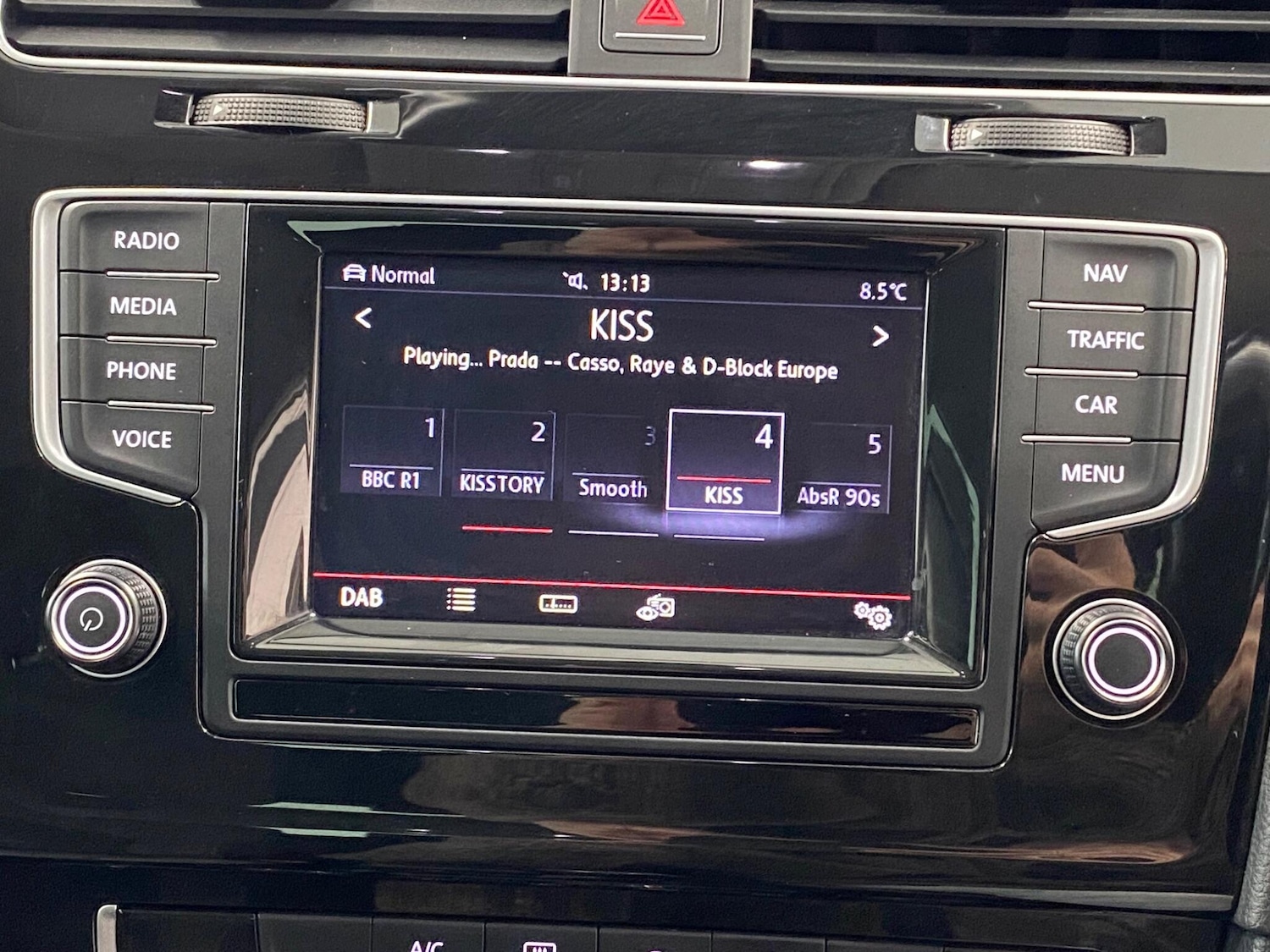 Used Volkswagen Golf 2015 for sale - 77335877: Photo 25