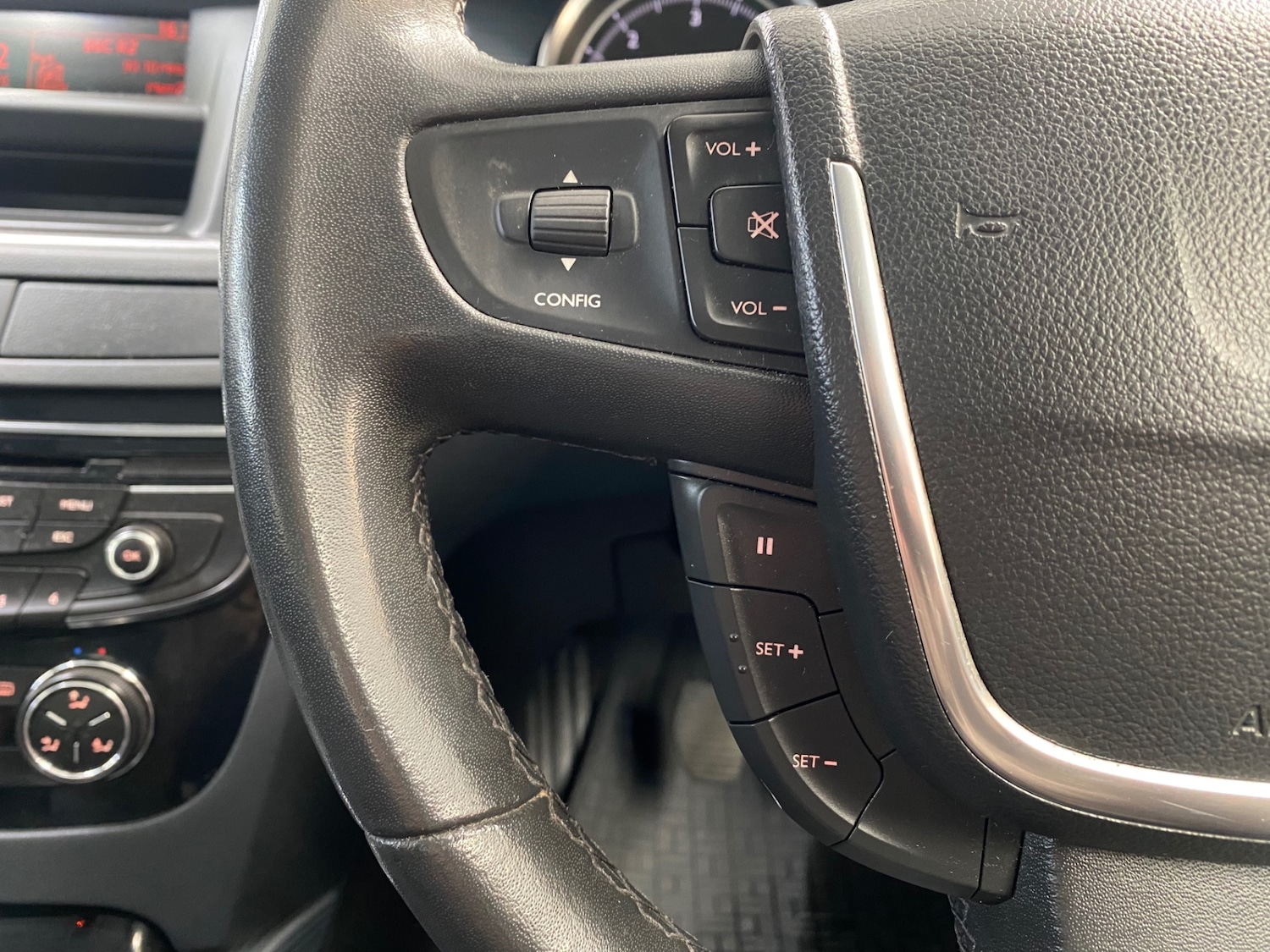 Used Peugeot 508 2012 for sale - 77945823: Photo 27