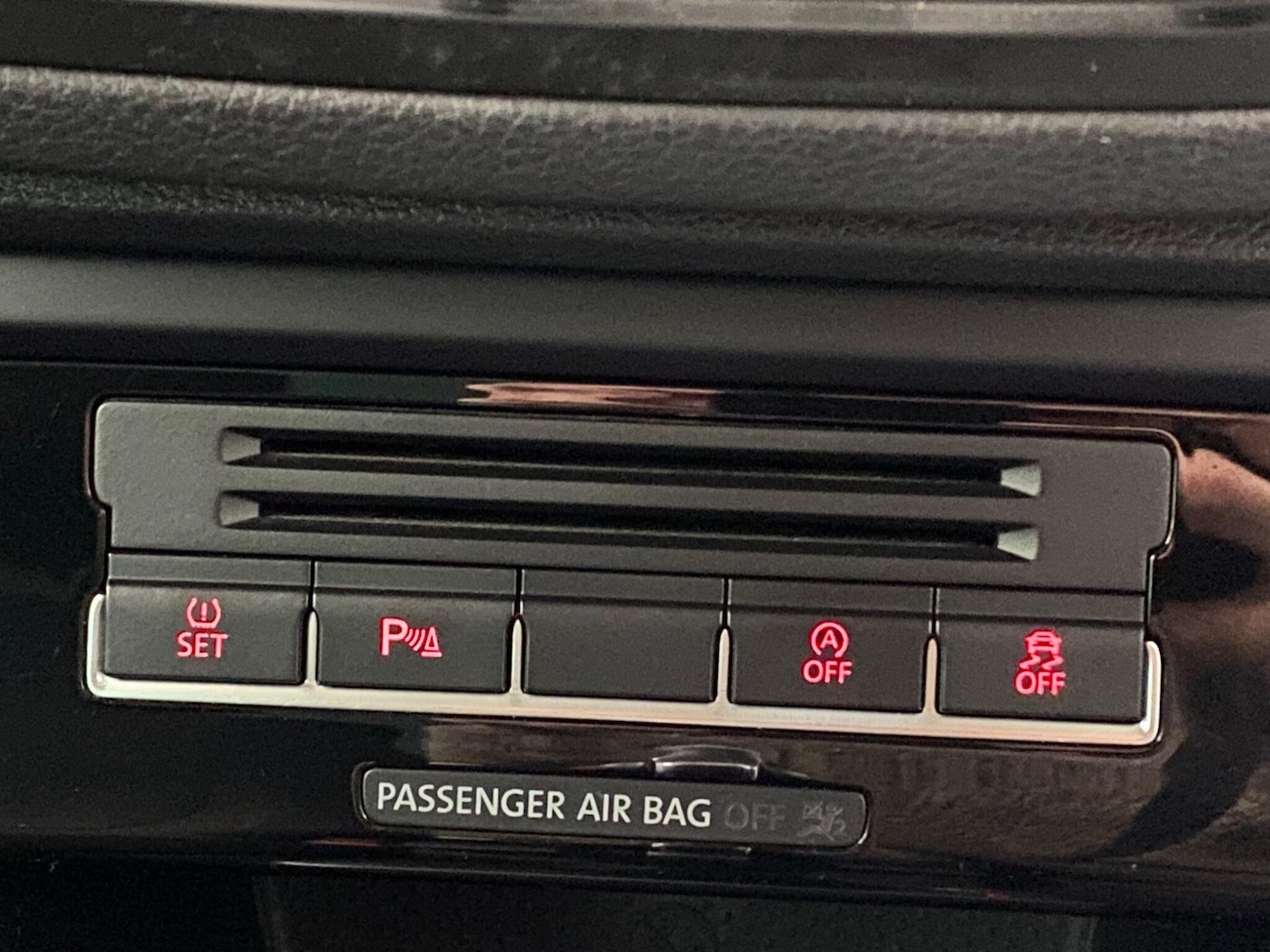 Used Volkswagen Sharan 2016 for sale - 77769400: Photo 33