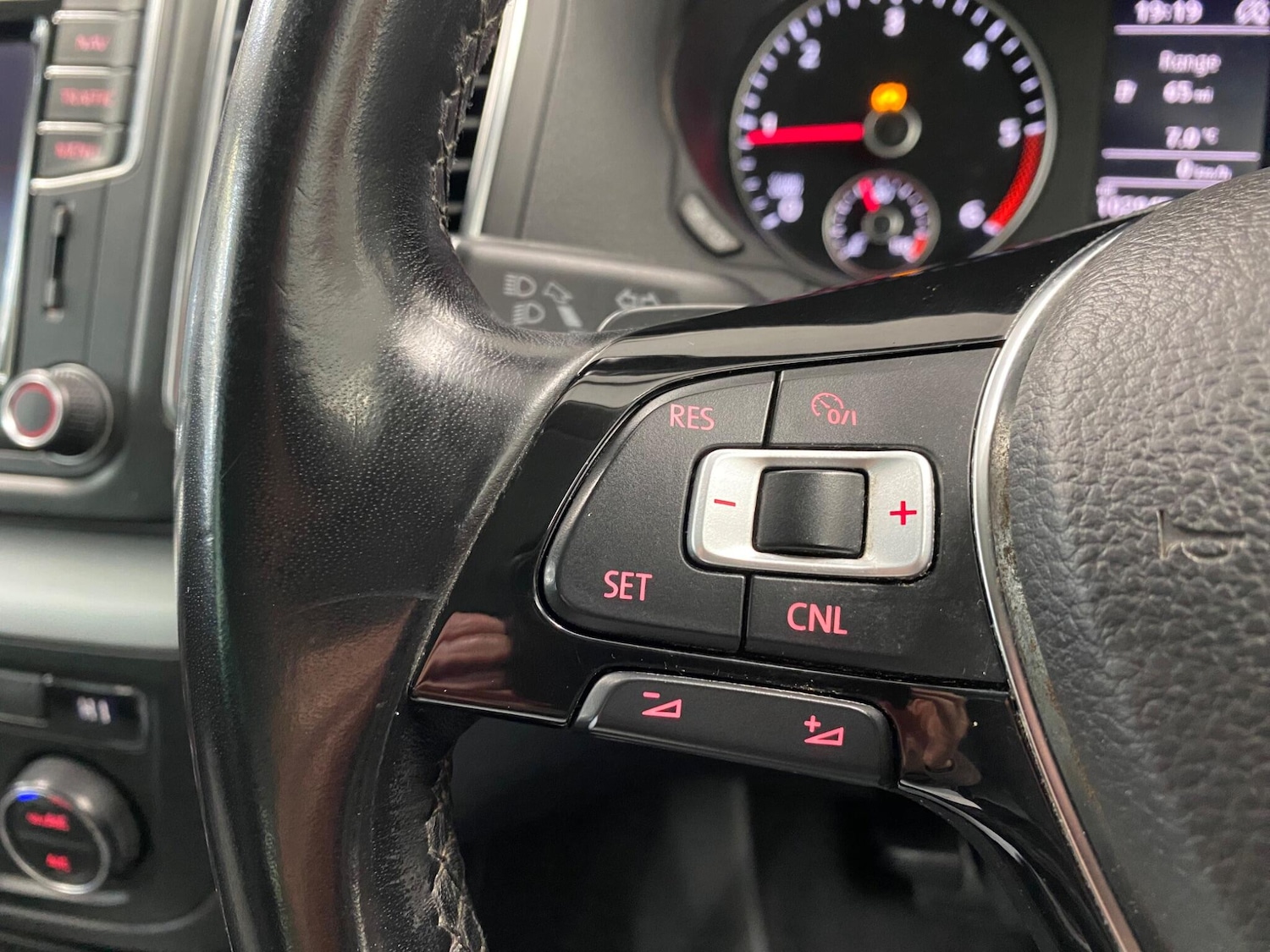 Used Volkswagen Sharan 2016 for sale - 77769400: Photo 35