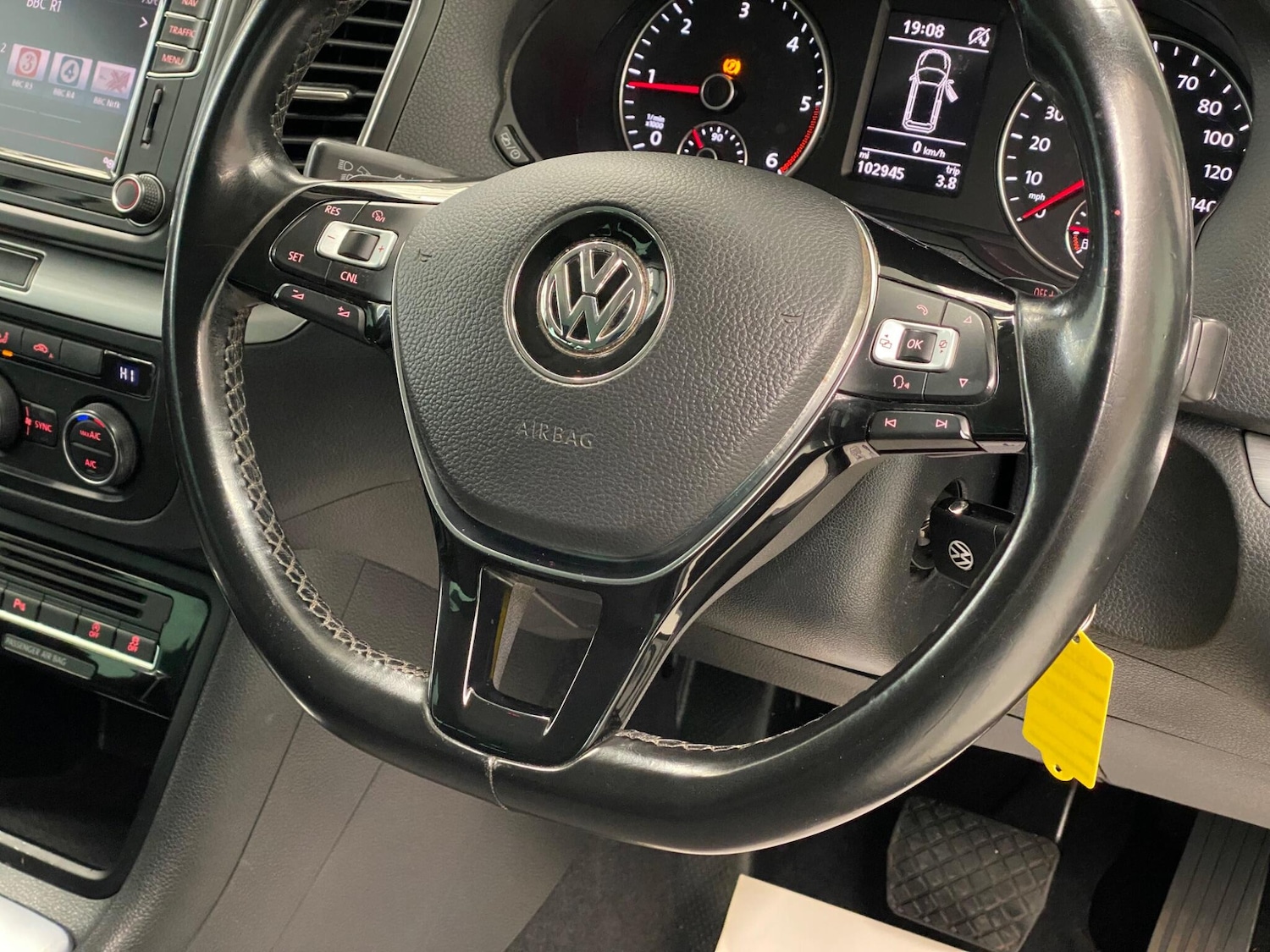 Used Volkswagen Sharan 2016 for sale - 77769400: Photo 4