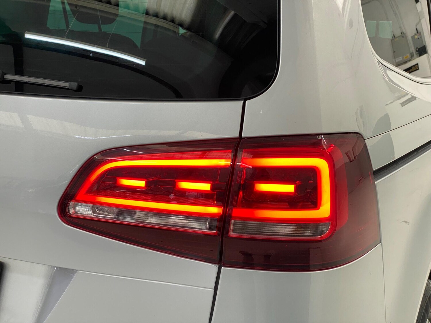 Used Volkswagen Sharan 2016 for sale - 77769400: Photo 45