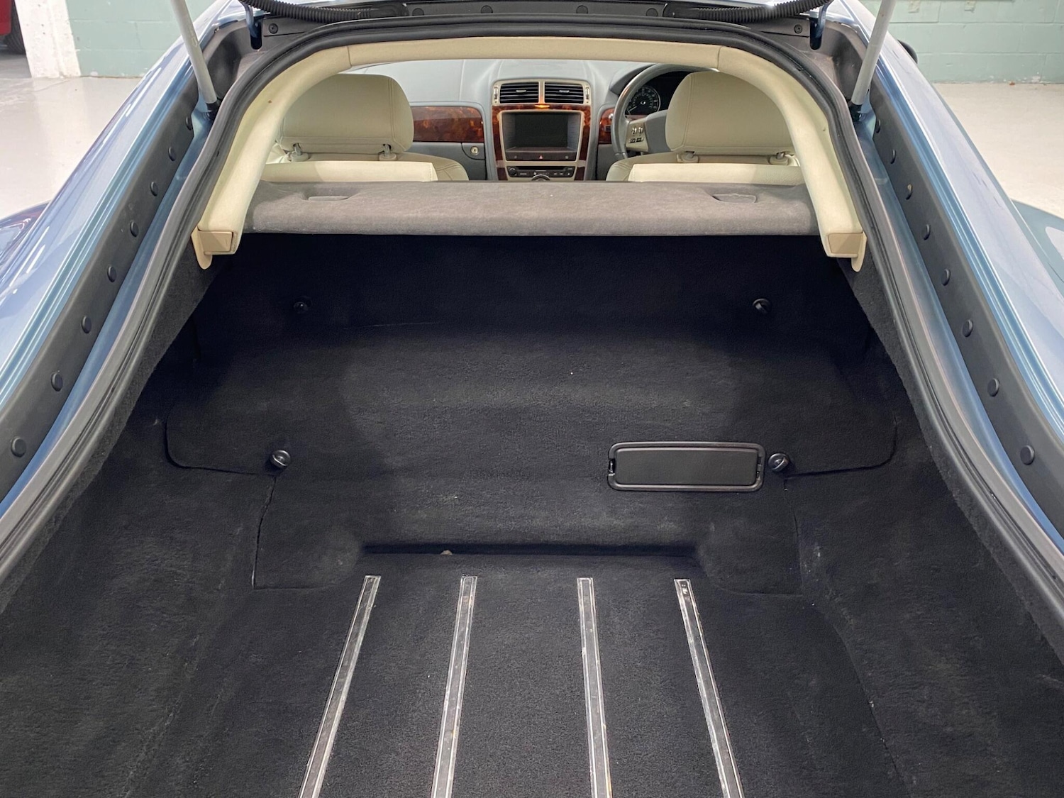 Used Jaguar XKR 2007 for sale - 77768774: Photo 16