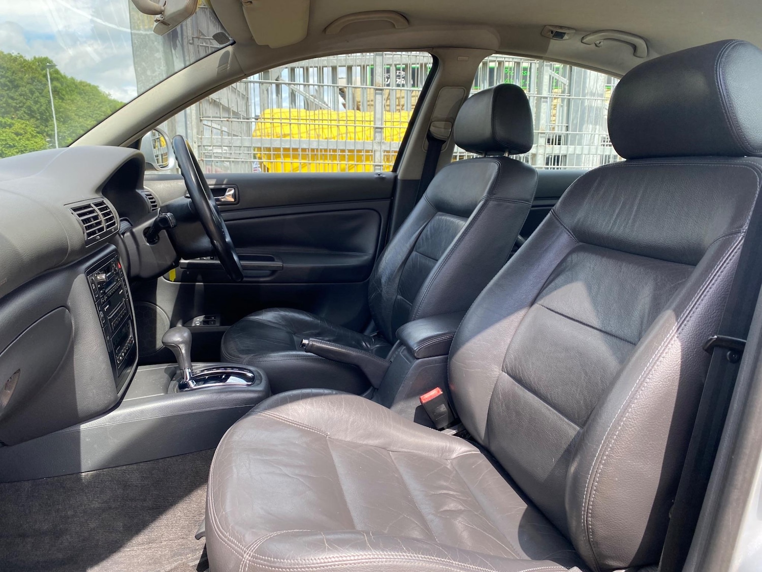 Used Volkswagen Passat 2004 for sale - 77335887: Photo 13