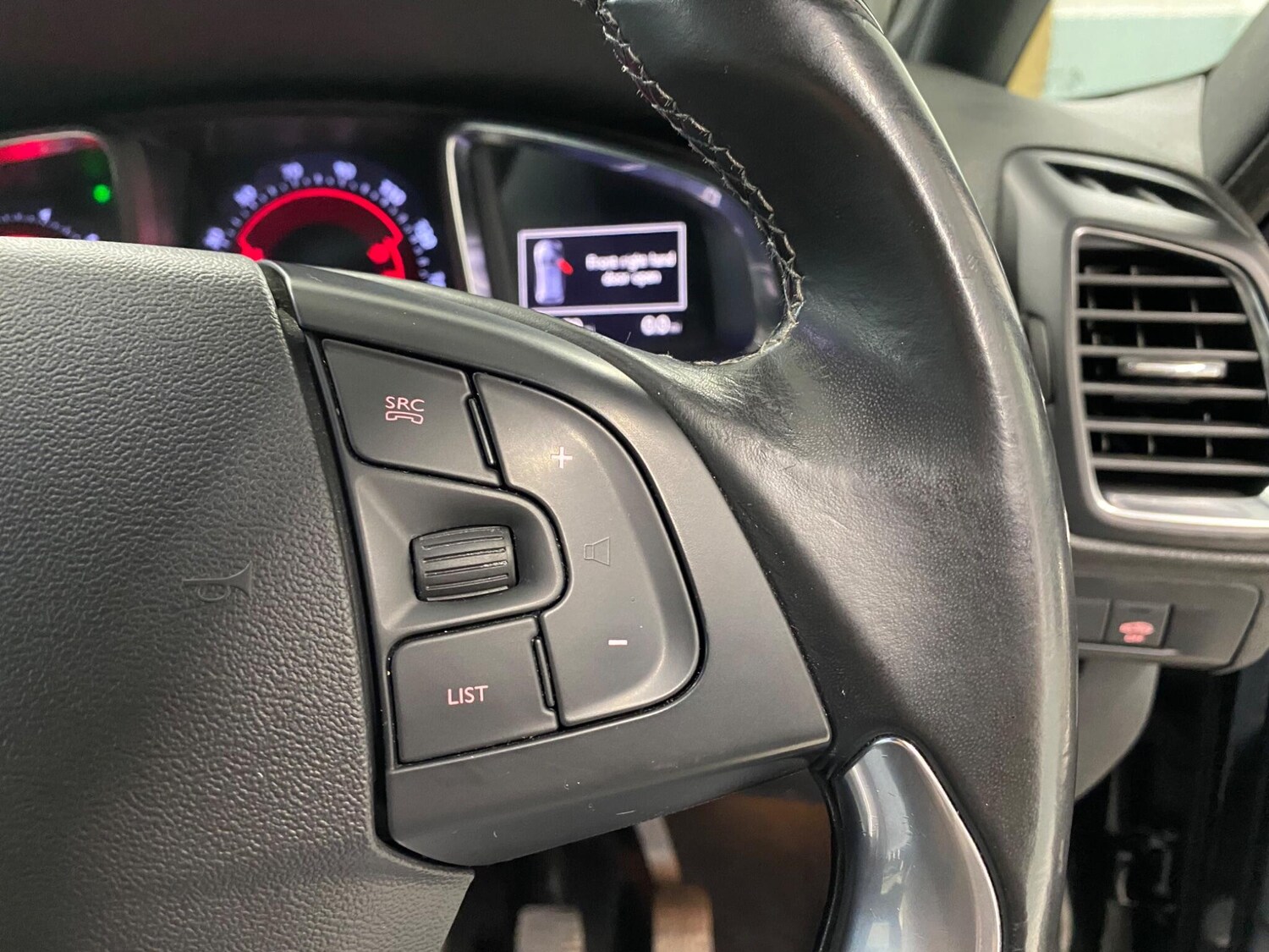 Used Citroen DS5 2013 for sale - 78190333: Photo 35