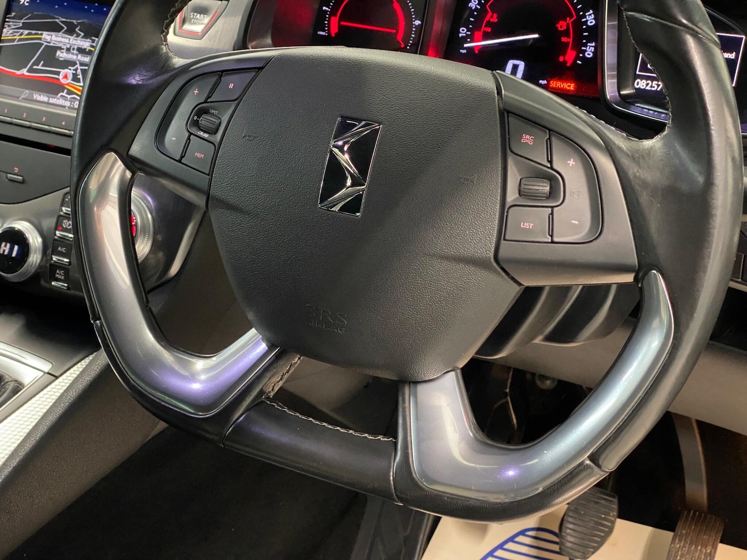 Used Citroen DS5 2013 for sale - 78190333: Photo 4