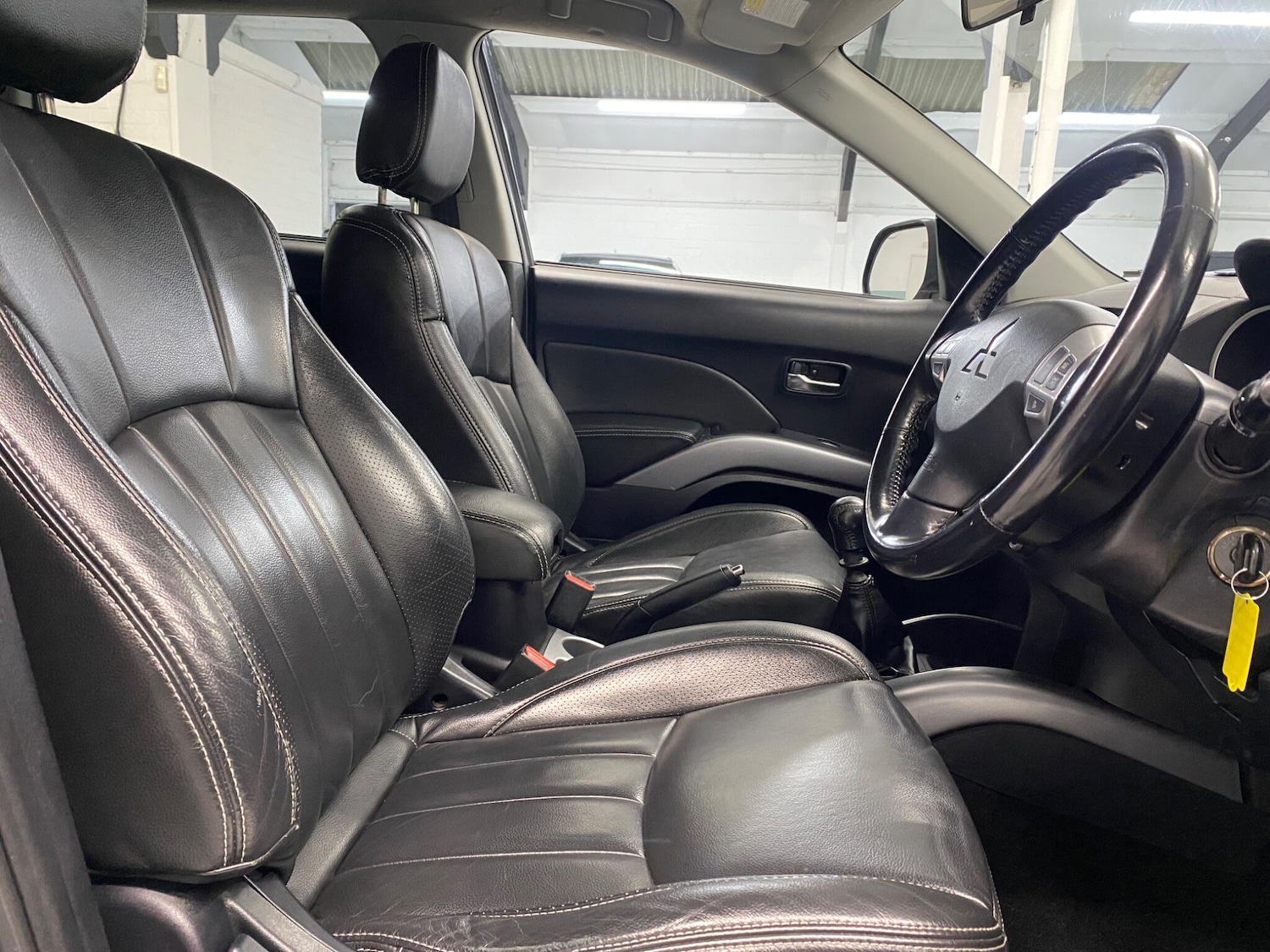 Used Mitsubishi Outlander 2009 for sale - 77335866: Photo 11