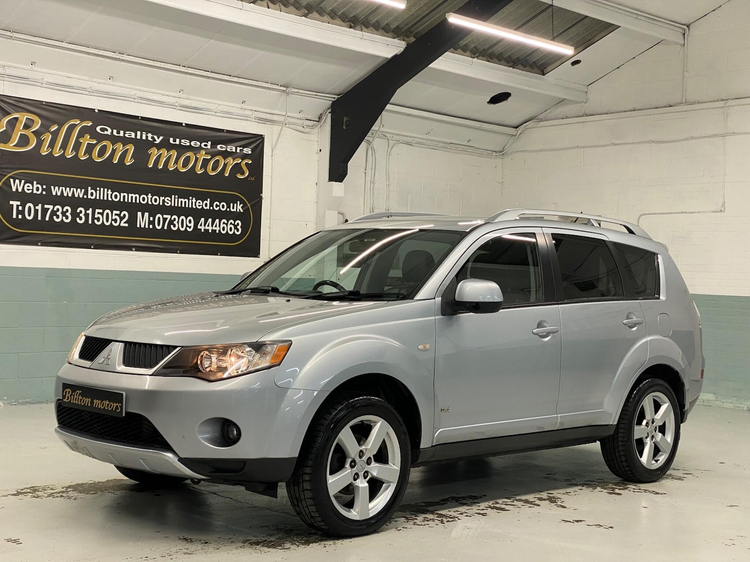 Used Mitsubishi Outlander 2009 for sale - 77335866: Photo 2