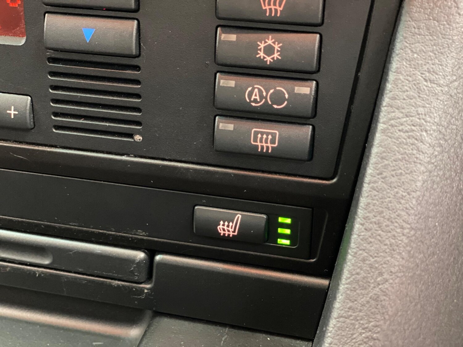 Used BMW 5 Series 2002 for sale - 78190353: Photo 24