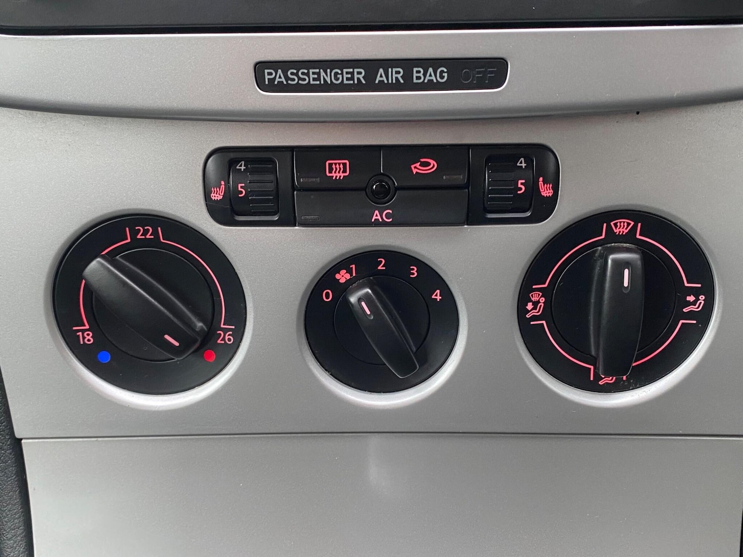 Used Volkswagen Passat 2009 for sale - 78190342: Photo 29