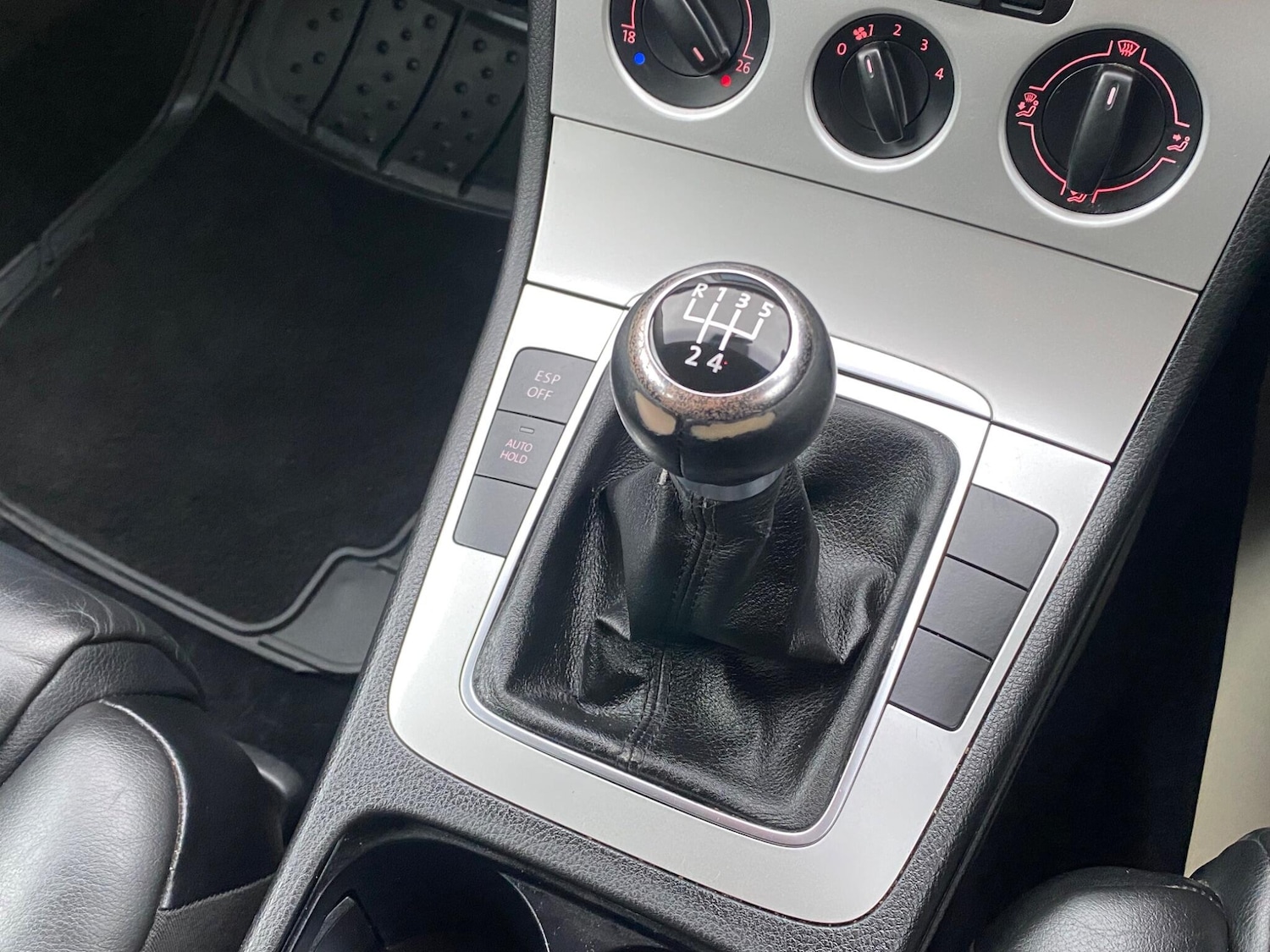 Used Volkswagen Passat 2009 for sale - 78190342: Photo 31