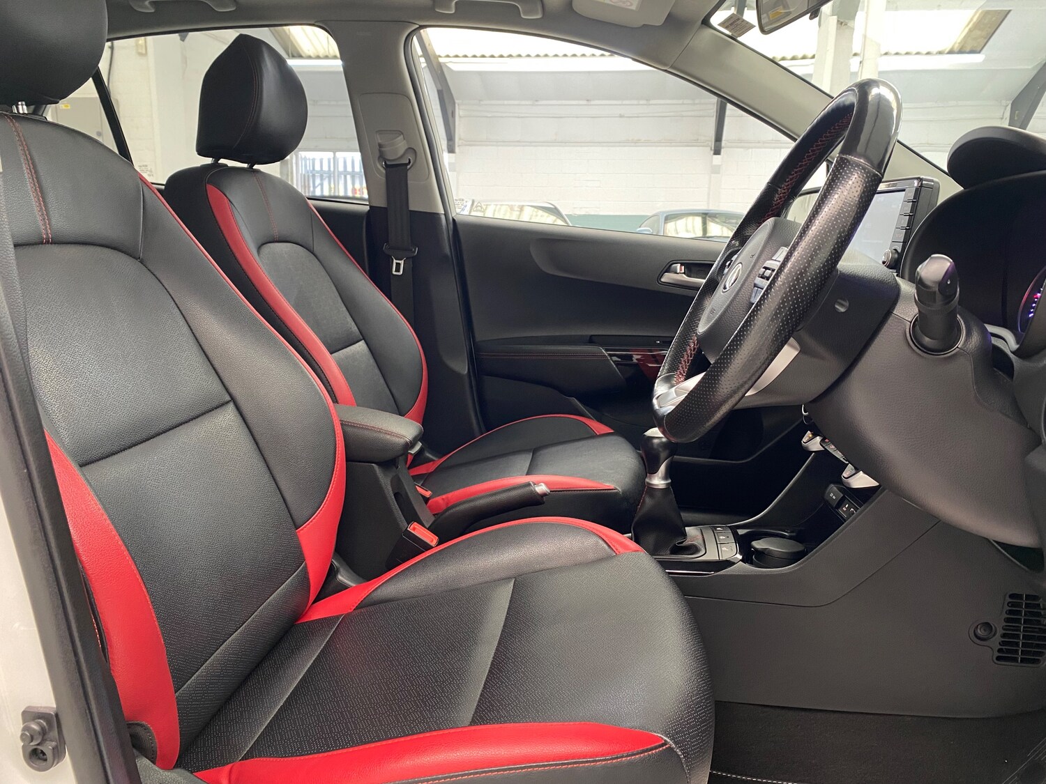 Used Kia Picanto 2018 for sale - 78190355: Photo 11