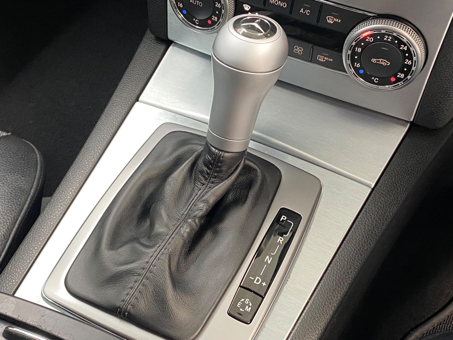 Used Mercedes-Benz C Class 2011 for sale - 78190341: Photo 26