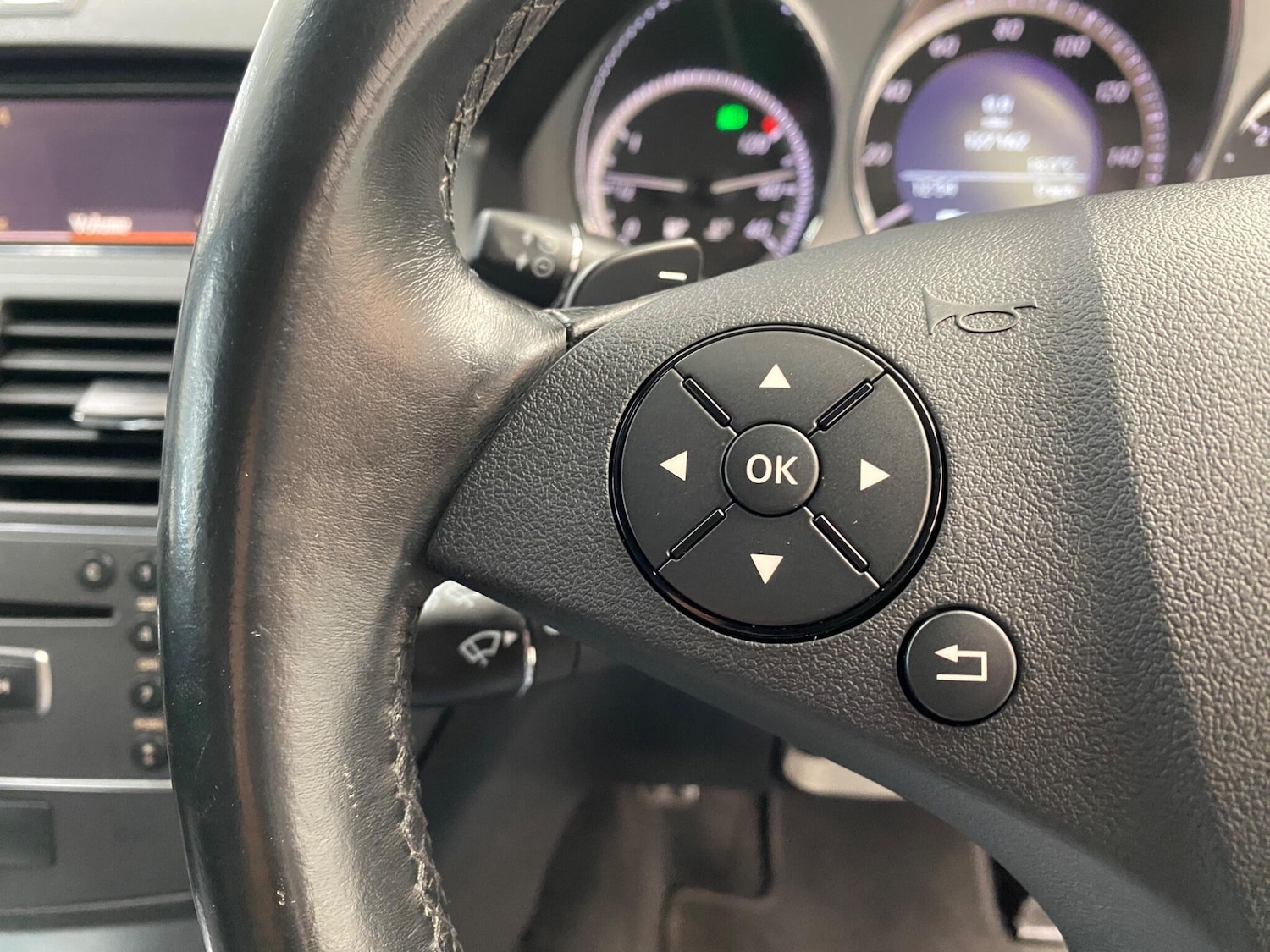 Used Mercedes-Benz C Class 2011 for sale - 78190341: Photo 33