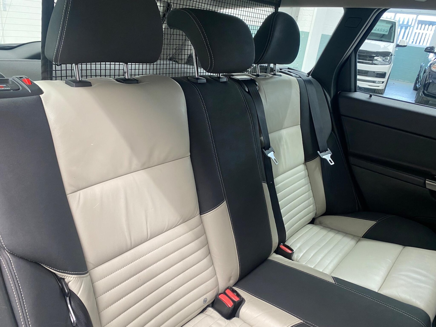 Used Volvo V50 2010 for sale - 77646628: Photo 13