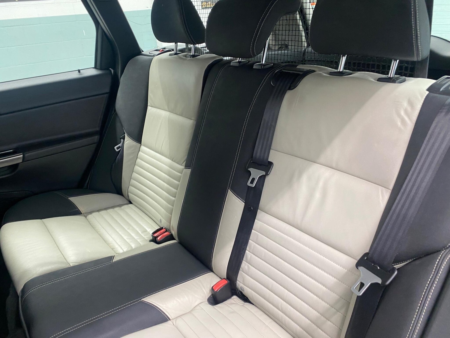 Used Volvo V50 2010 for sale - 77646628: Photo 16