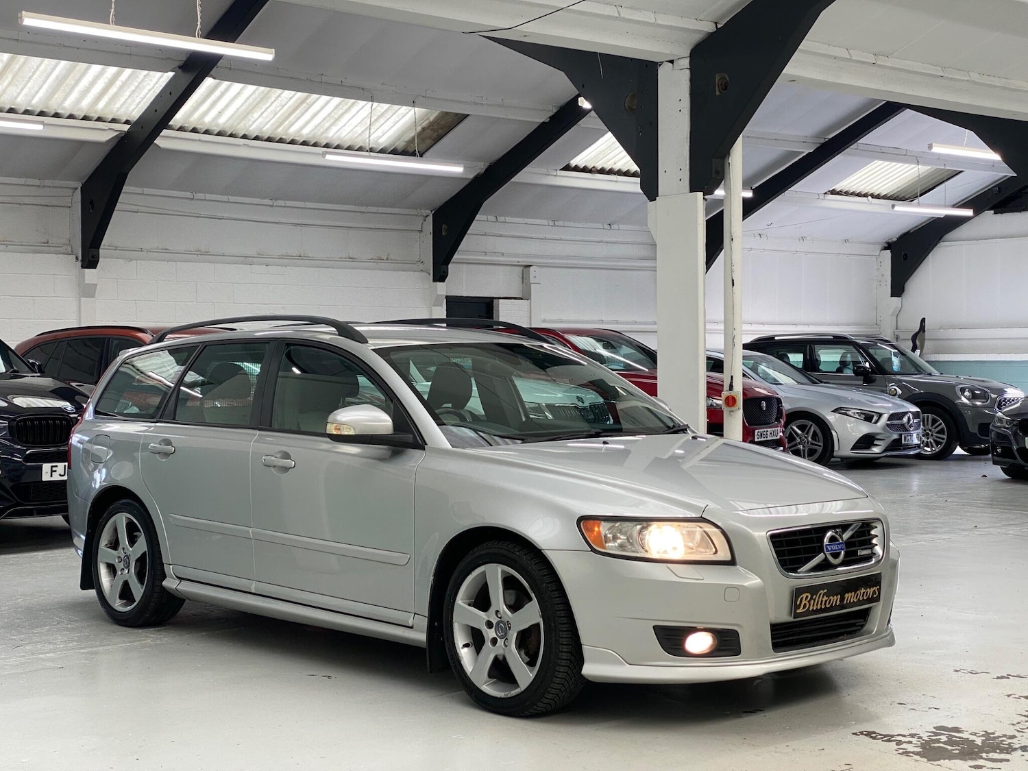 Used Volvo V50 2010 for sale - 77646628: Photo 31