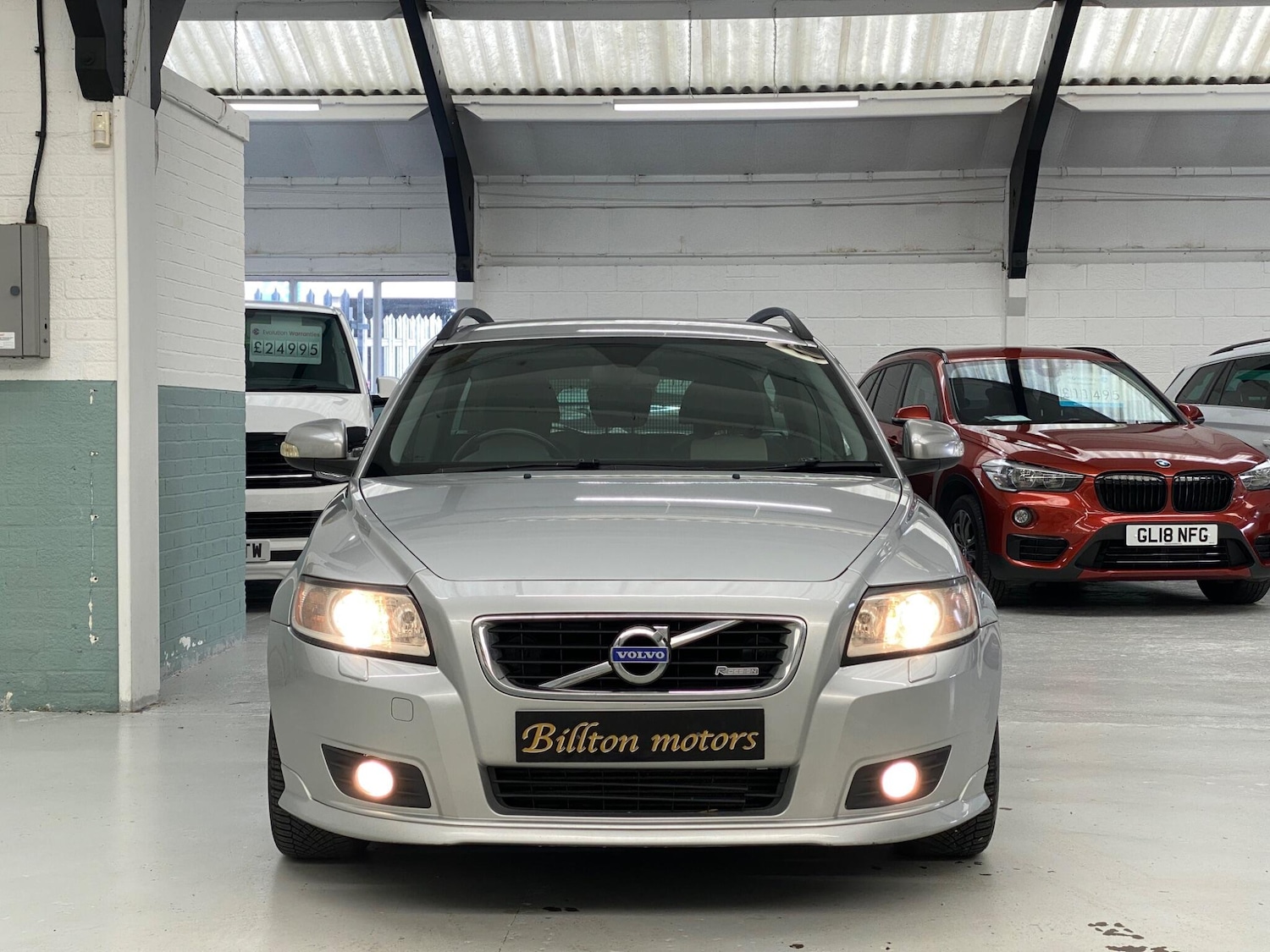 Used Volvo V50 2010 for sale - 77646628: Photo 32