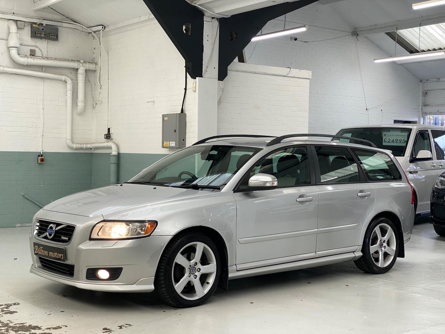 Used Volvo V50 2010 for sale - 77646628: Photo 33