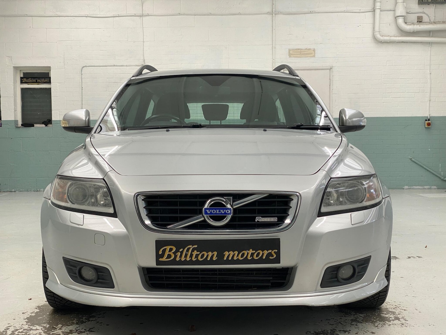 Used Volvo V50 2010 for sale - 77646628: Photo 4