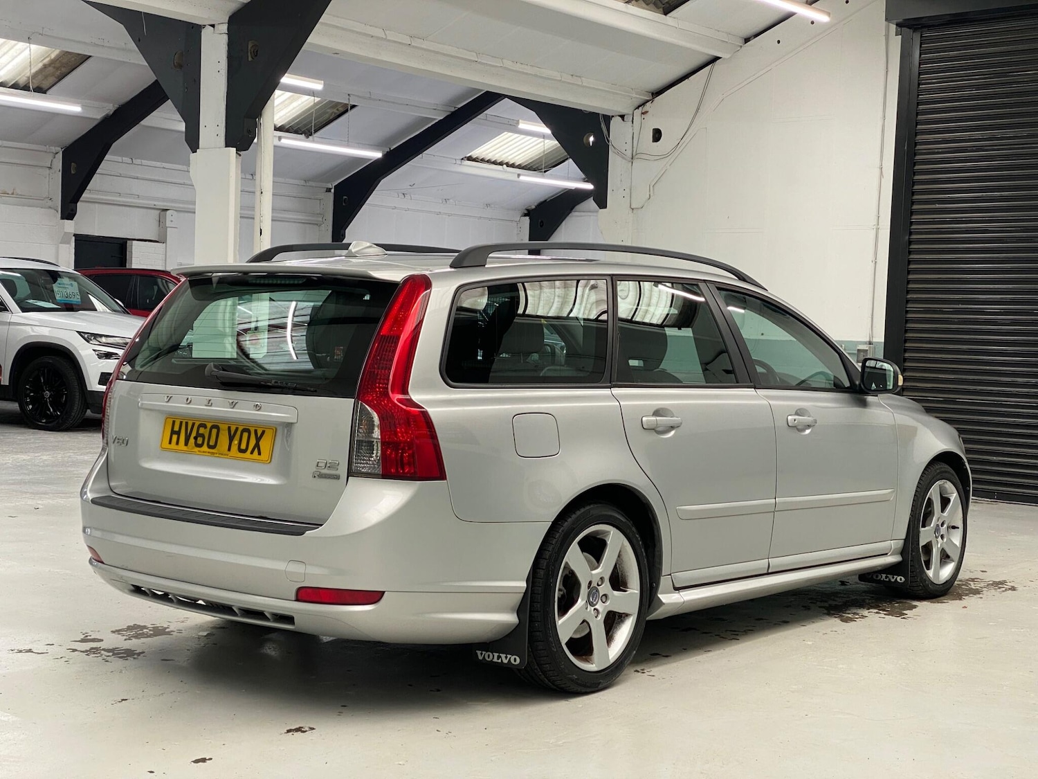 Used Volvo V50 2010 for sale - 77646628: Photo 8