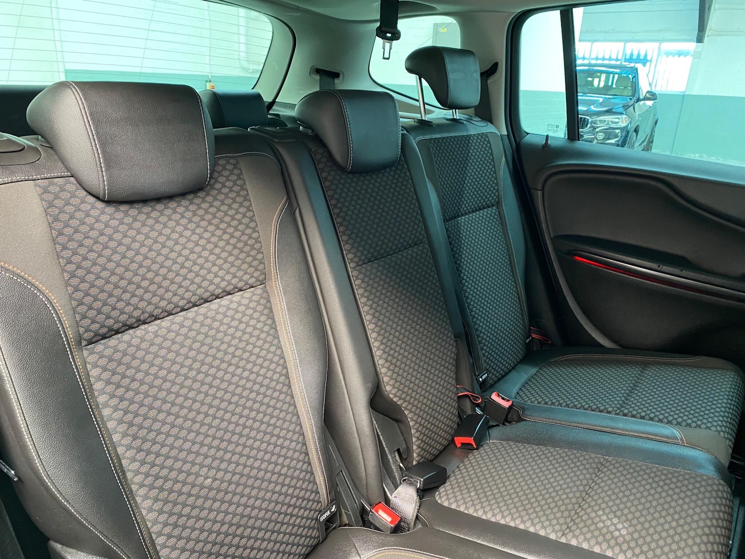 Used Vauxhall Zafira 2015 for sale - 77335869: Photo 17