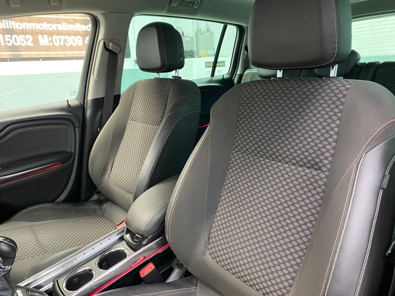 Used Vauxhall Zafira 2015 for sale - 77335869: Photo 23