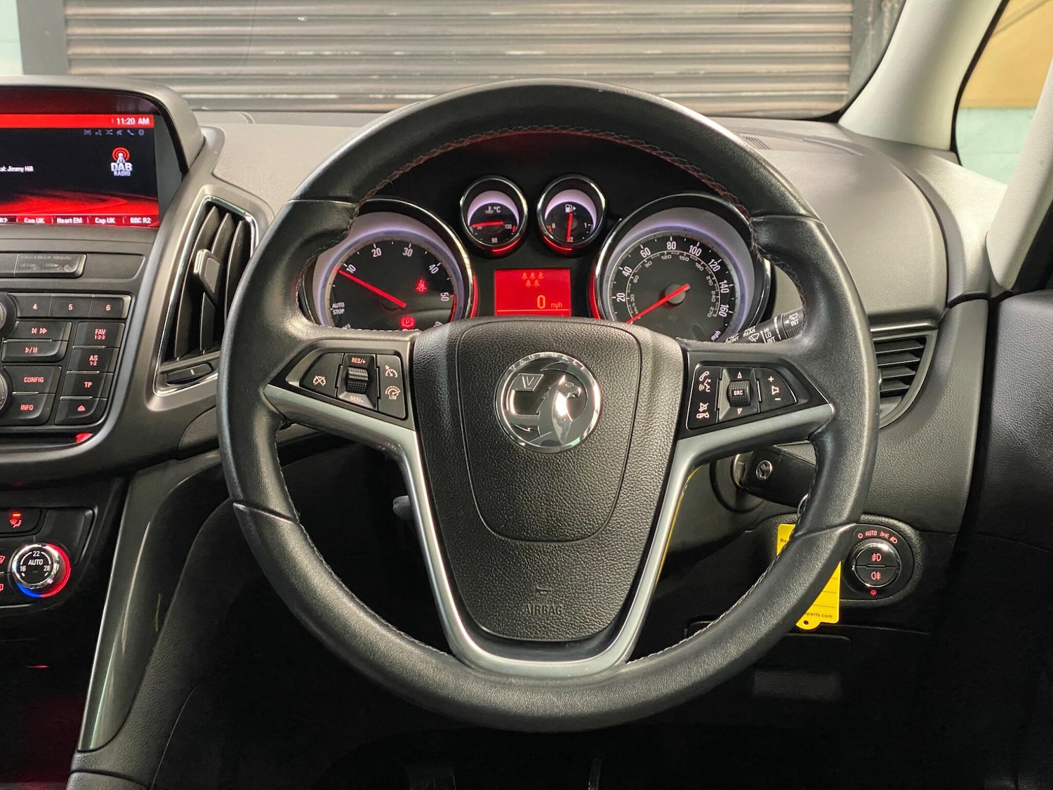 Used Vauxhall Zafira 2015 for sale - 77335869: Photo 25