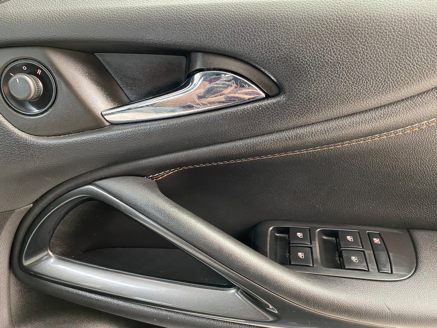 Used Vauxhall Zafira 2015 for sale - 77335869: Photo 42