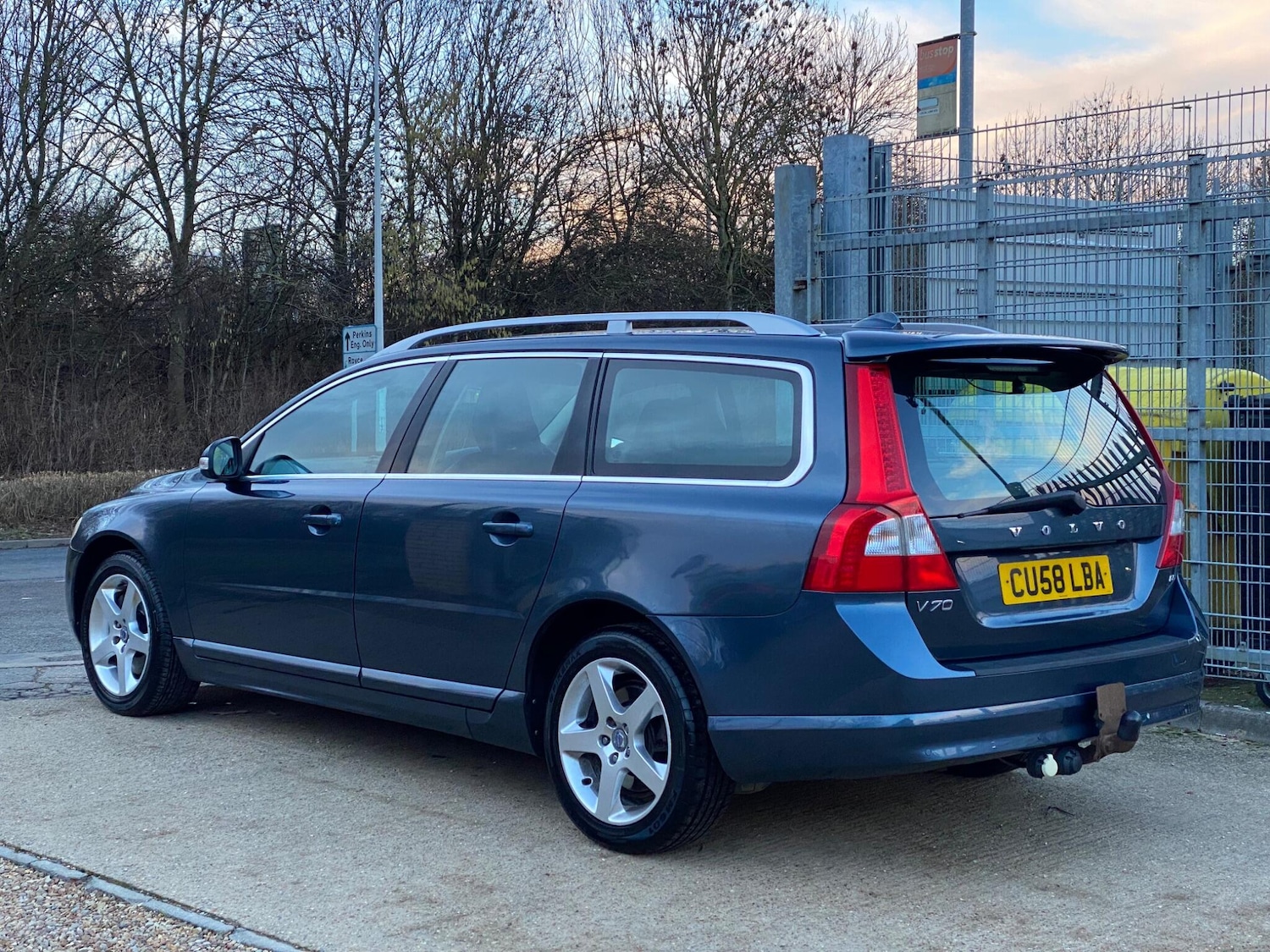 Used Volvo V70 2008 for sale - 77335889: Photo 6