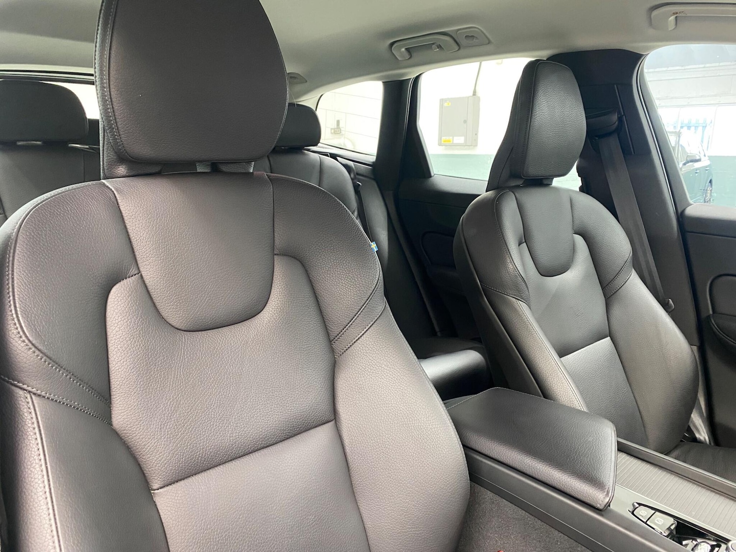 Used Volvo XC60 for sale - 77335860: Photo 14