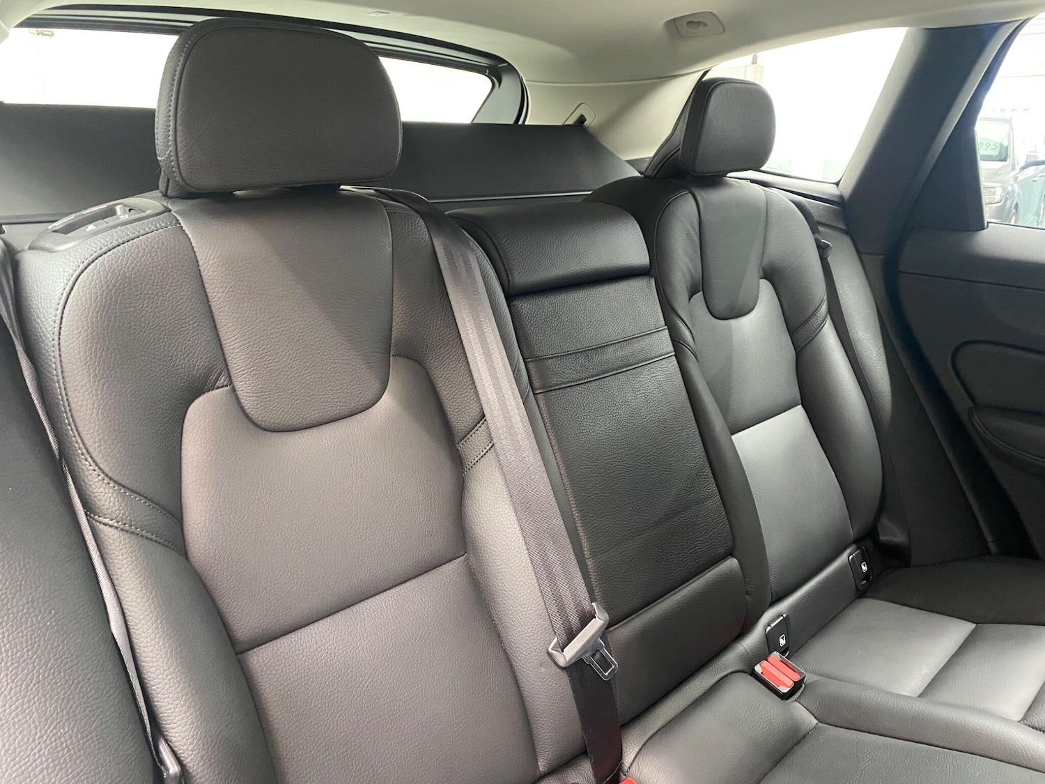 Used Volvo XC60 for sale - 77335860: Photo 16