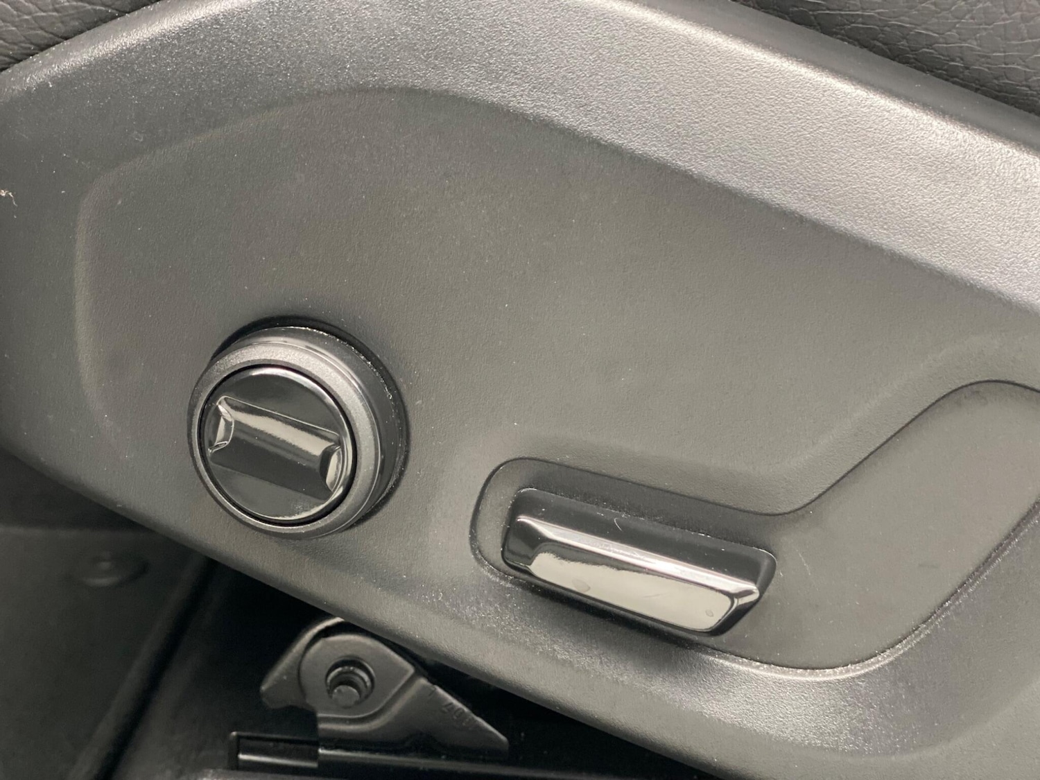 Used Volvo XC60 for sale - 77335860: Photo 24