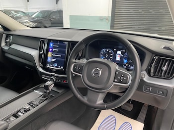 Used Volvo XC60 2019 for sale - 77335860: Photo