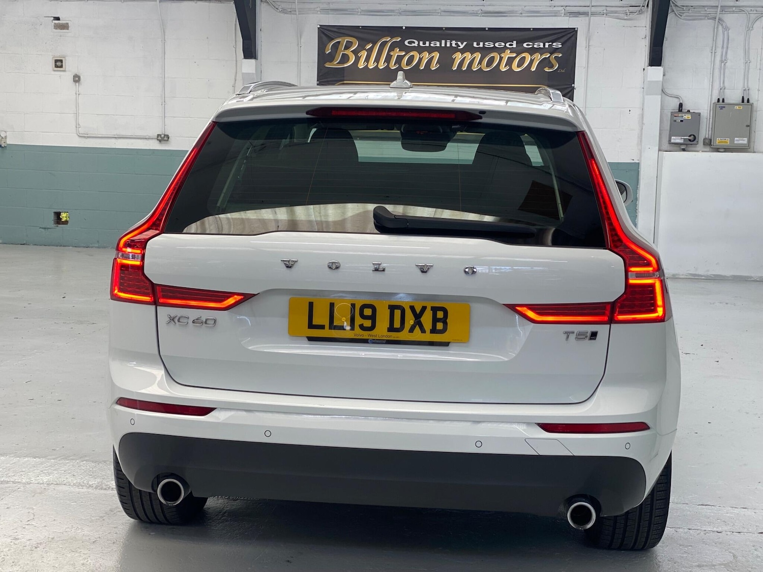 Used Volvo XC60 for sale - 77335860: Photo 44