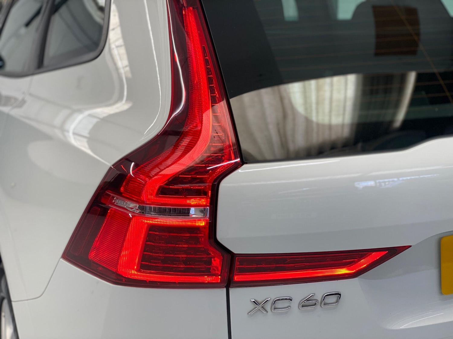 Used Volvo XC60 for sale - 77335860: Photo 46