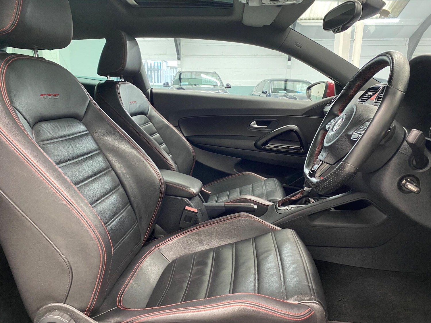 Used Volkswagen Scirocco 2013 for sale - 77335861: Photo 13