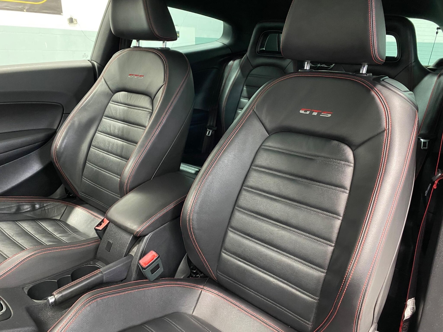 Used Volkswagen Scirocco 2013 for sale - 77335861: Photo 21