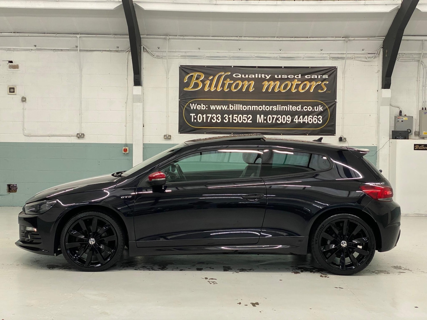 Used Volkswagen Scirocco 2013 for sale - 77335861: Photo 7