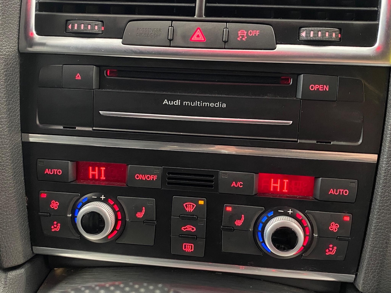 Used Audi Q7 2014 for sale - 77335880: Photo 30