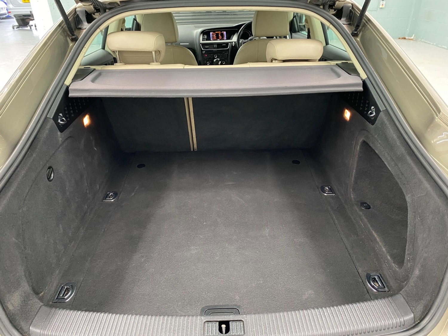 Used Audi A5 2011 for sale - 77440339: Photo 16